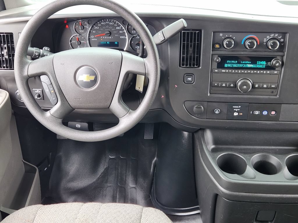 Used 2025 Chevrolet Express 3500 LS RWD image 24