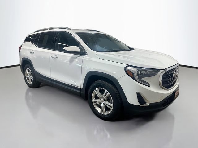 Used 2018 GMC Terrain SLE w/ Driver Convenience Package FWD image 3