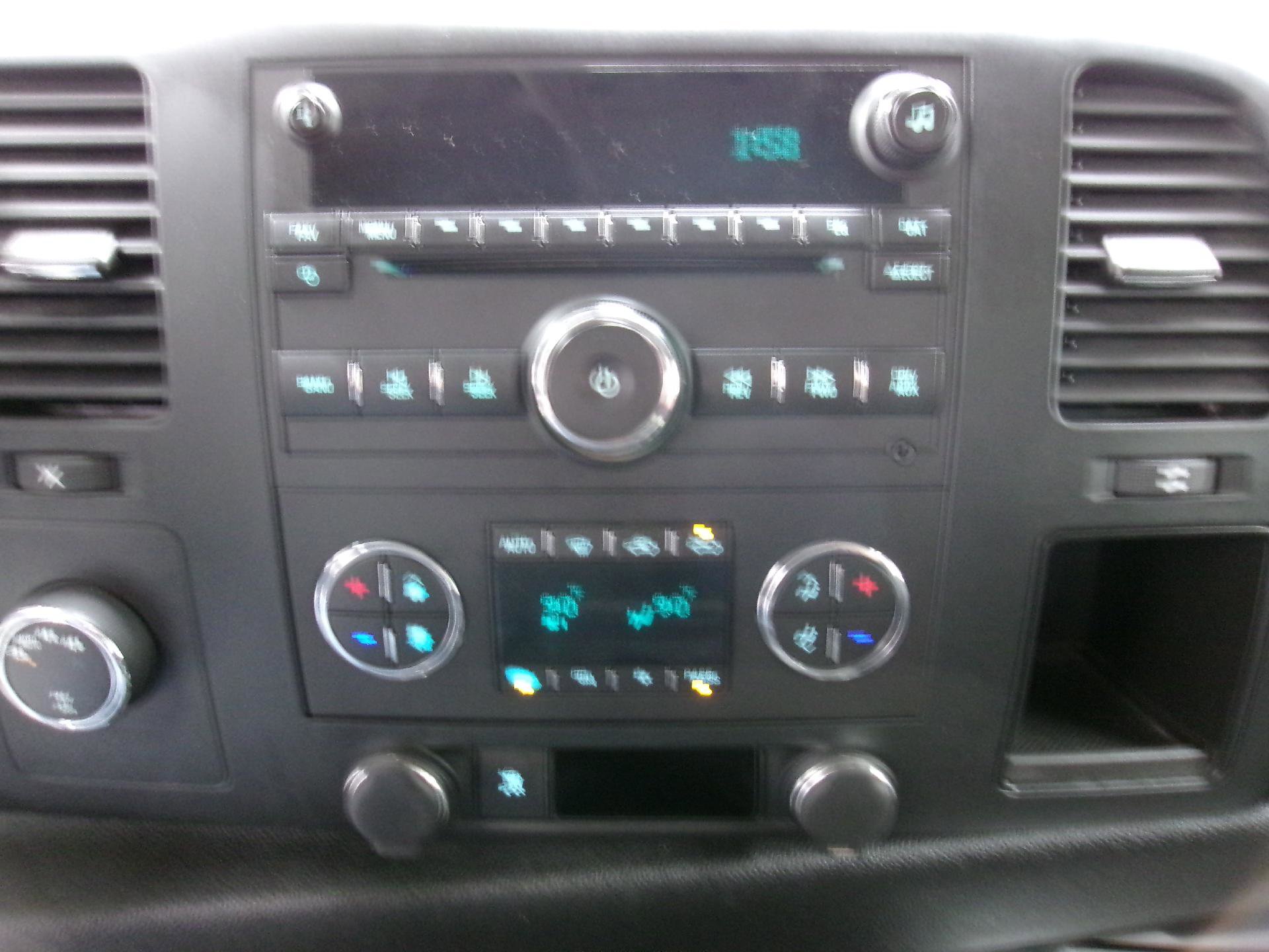 Used 2009 Chevrolet Silverado 1500 LT w/ Power Pack Plus image 8