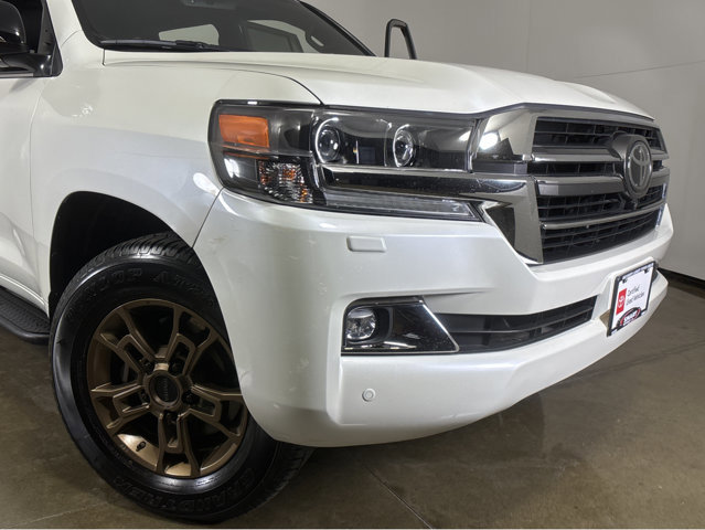Used 2020 Toyota Land Cruiser Heritage Edition image 10