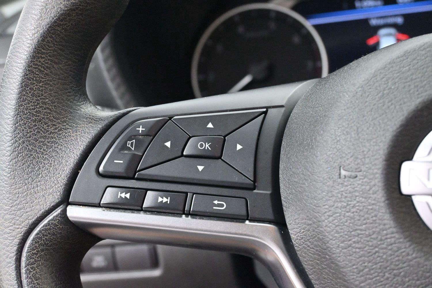 Used 2024 Nissan Sentra SV FWD image 16