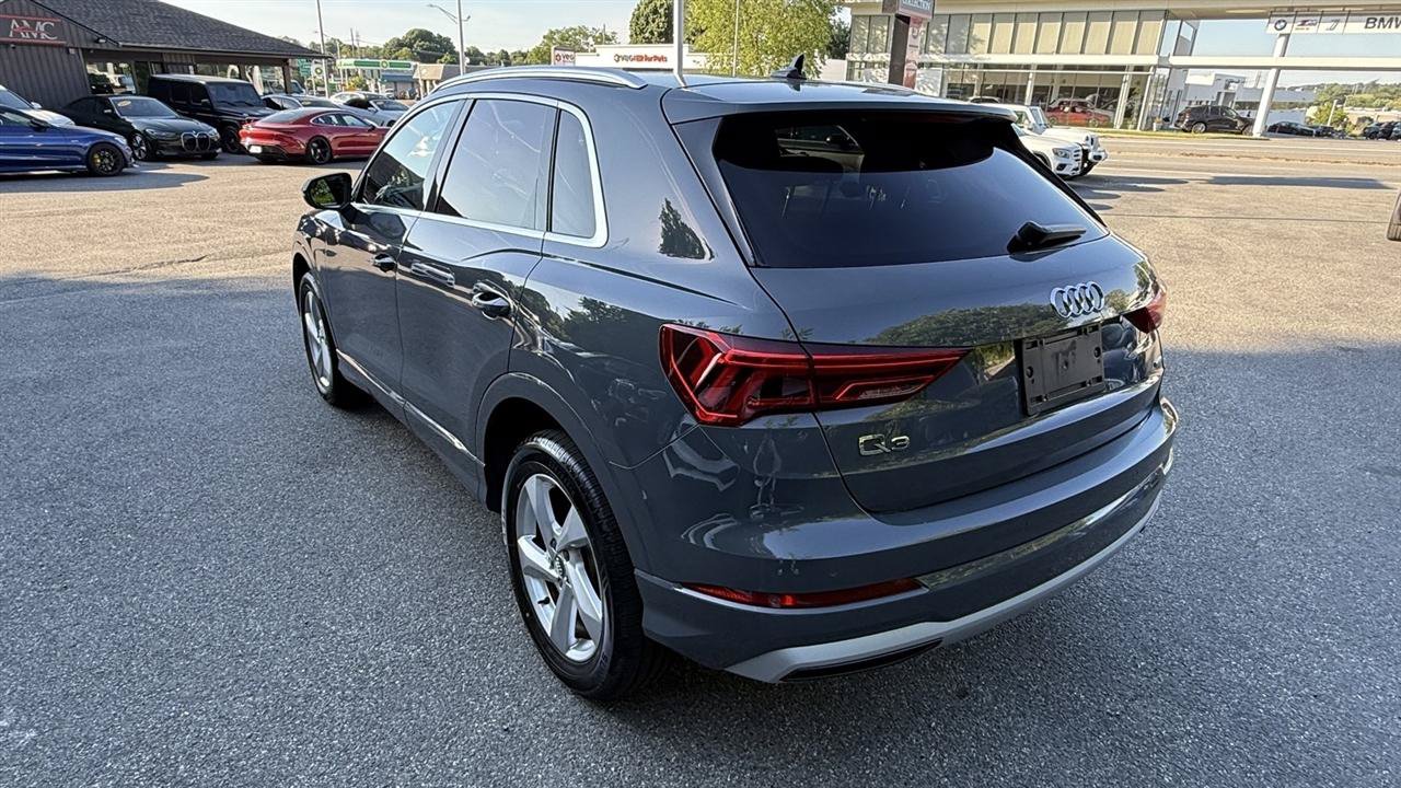 Used 2020 Audi Q3 2.0T Premium w/ Convenience Package AWD/4WD image 14