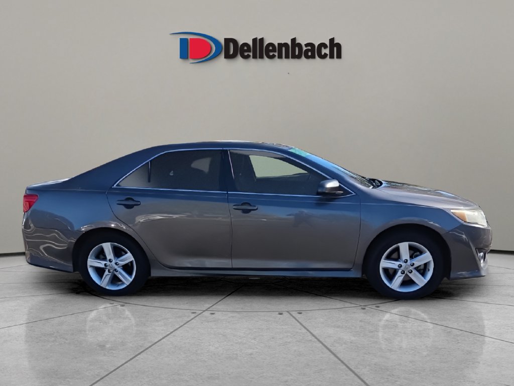 Used 2014 Toyota Camry SE FWD image 7