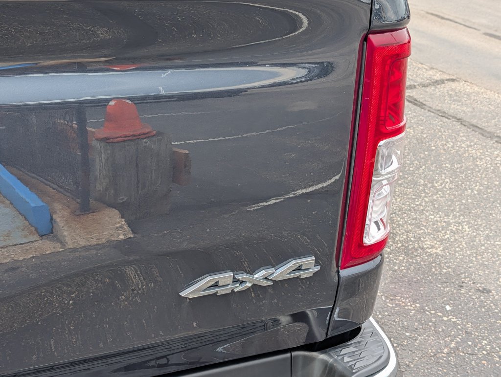 Used 2020 RAM 1500 Big Horn AWD/4WD image 7