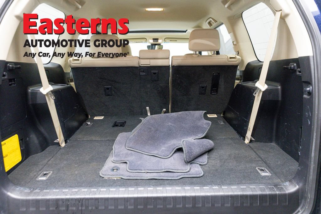 Used 2021 Lexus GX 460 w/ Accessory Package AWD/4WD image 9