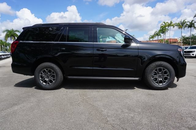 New 2027 Ford Expedition Active RWD image 24