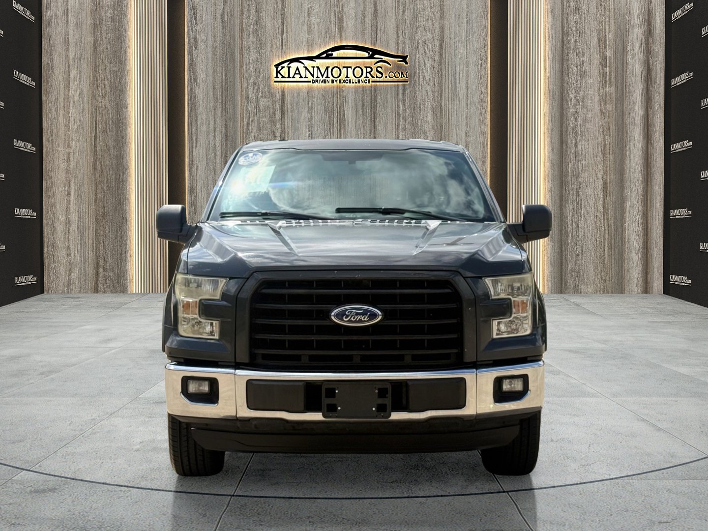 Used 2016 Ford F150 XLT w/ Equipment Group 301A Mid RWD image 2