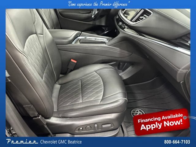 Used 2023 Buick Enclave Avenir AWD/4WD image 14