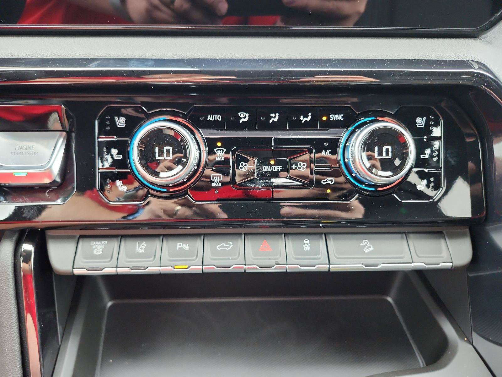 New 2026 GMC Sierra 3500 AT4 w/ AT4 Premium Plus Package image 17