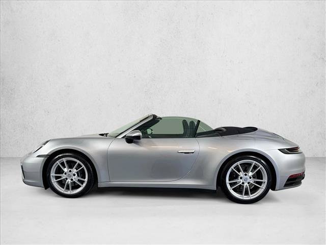 Used 2020 Porsche 911 Carrera RWD image 2