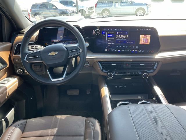 Used 2025 Chevrolet Tahoe High Country w/ Sun And Tow Package AWD/4WD image 11