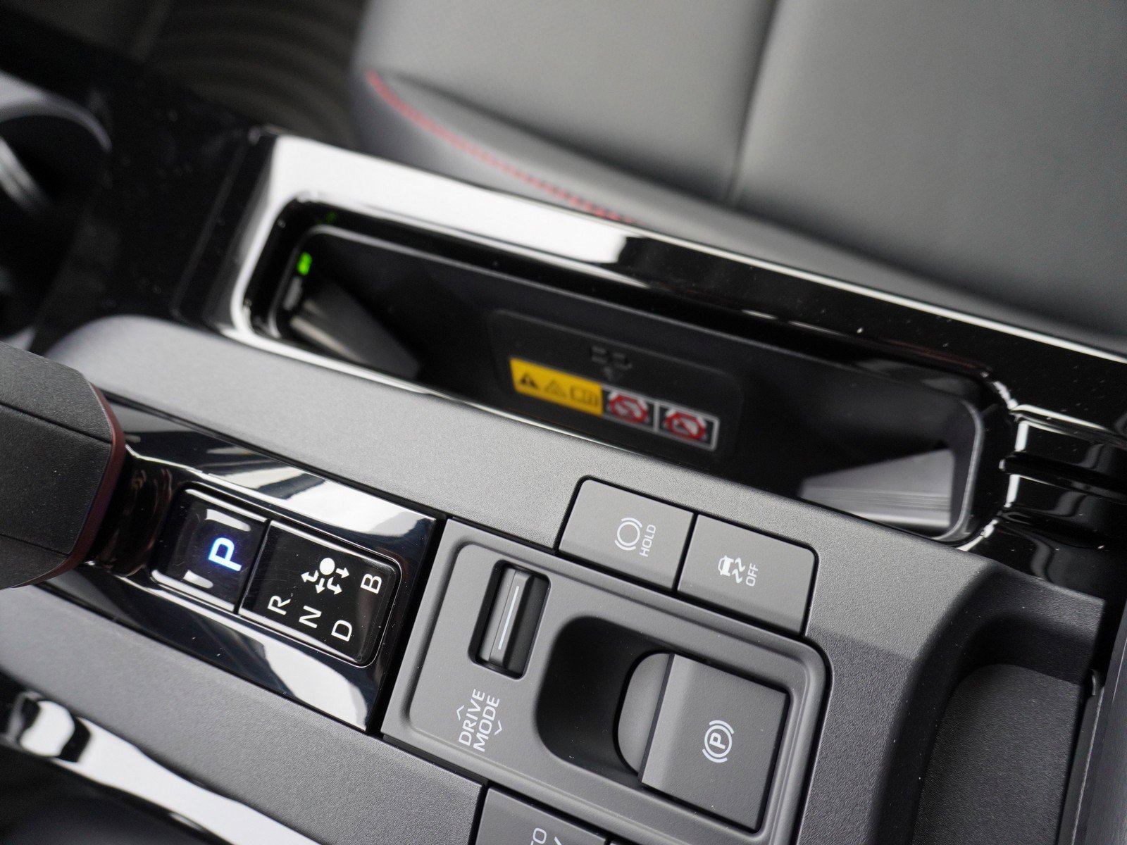 New 2026 Toyota Prius Plug-In Hybrid FWD image 26