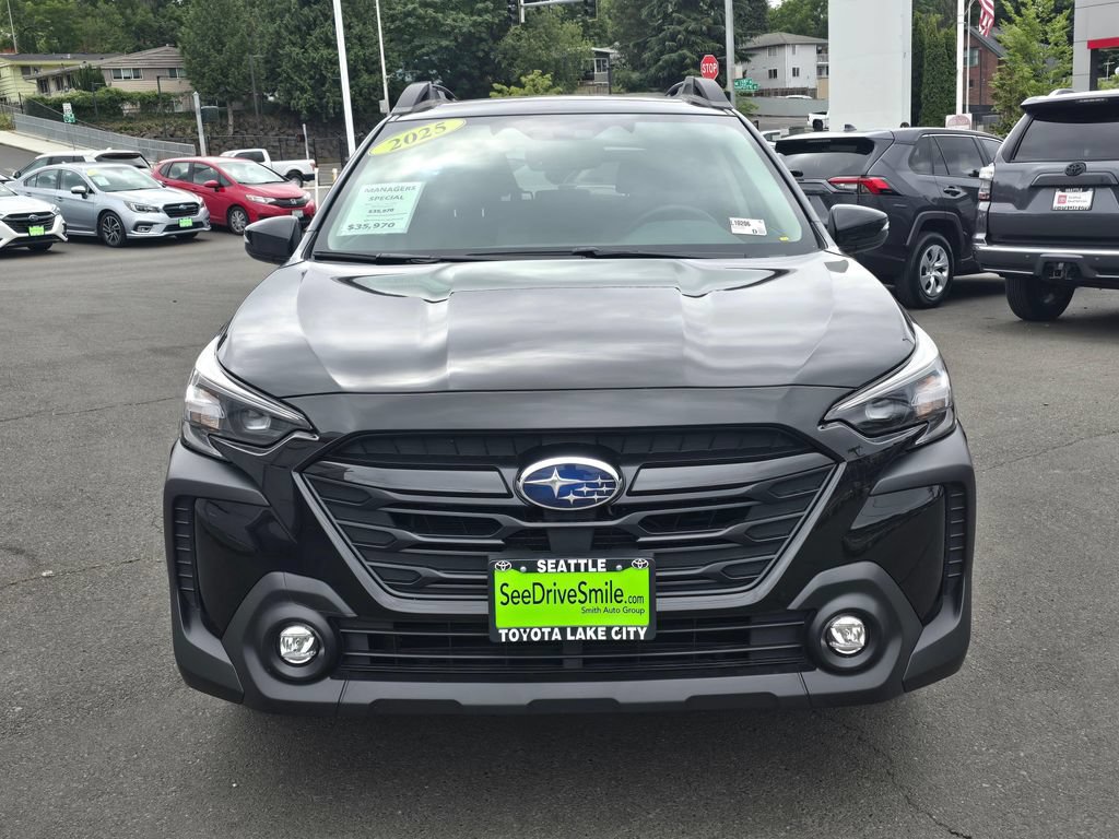 Used 2025 Subaru Outback Onyx Edition AWD/4WD image 10
