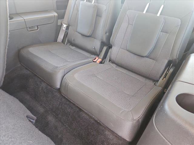 Used 2018 Ford Flex SE image 19