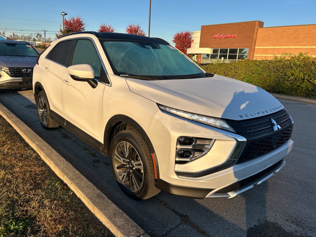 Used 2025 Mitsubishi Eclipse Cross SE AWD/4WD image 2