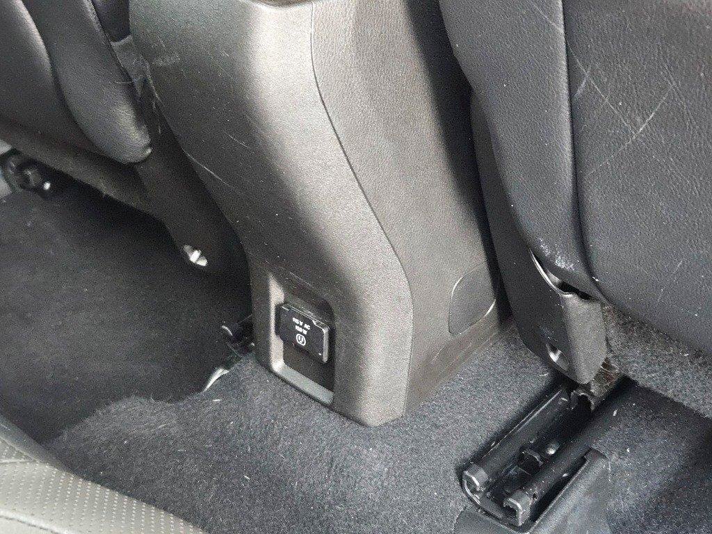 Used 2017 Jeep Renegade Limited AWD/4WD image 9