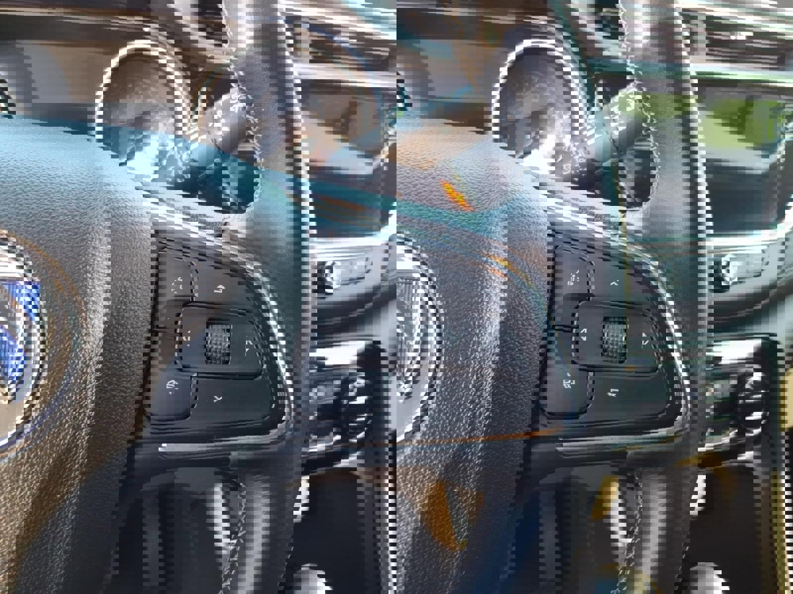 Used 2022 Buick Encore GX Select image 13