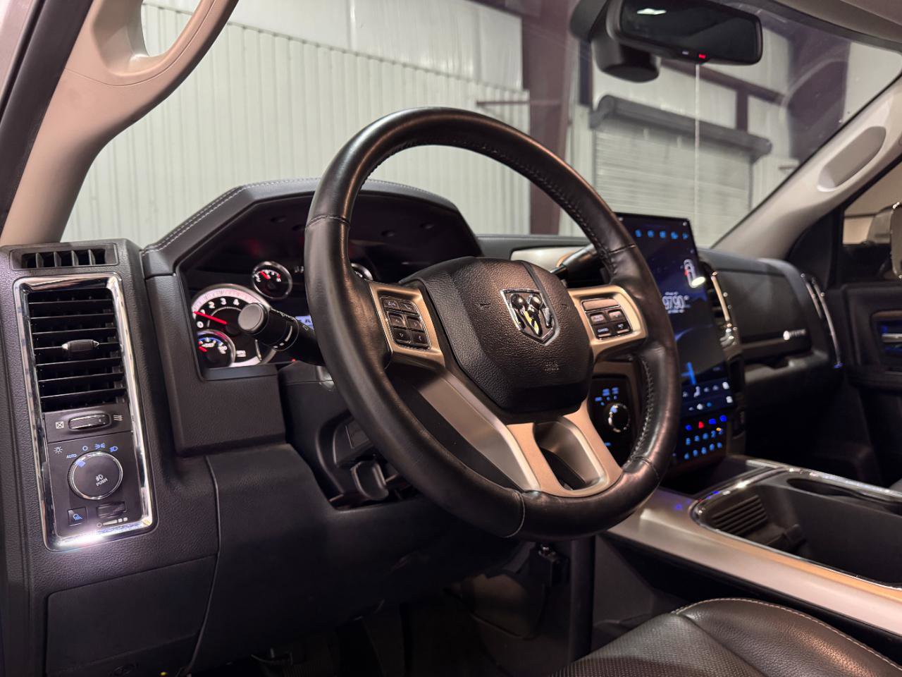 Used 2016 RAM 2500 Laramie w/ Protection Group AWD/4WD image 3