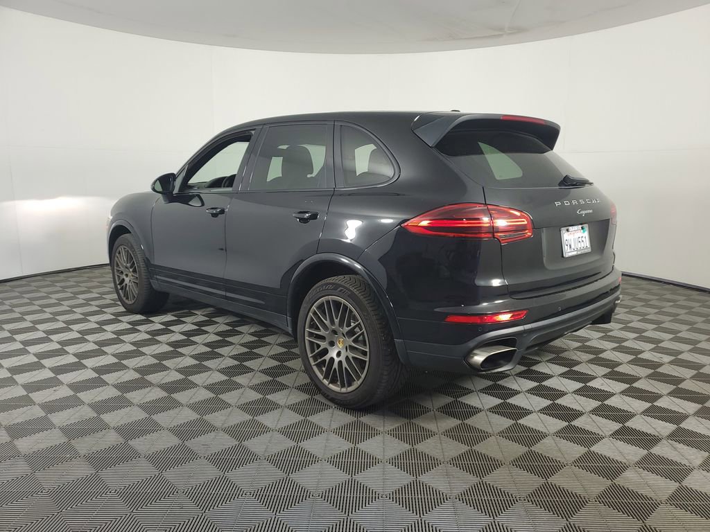 Used 2018 Porsche Cayenne Platinum Edition w/ Premium Package image 6