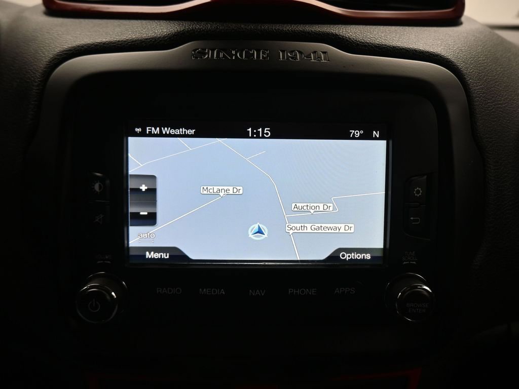 Used 2017 Jeep Renegade Altitude FWD image 16