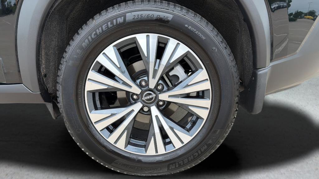 Certified 2022 Nissan Rogue SV AWD/4WD image 25
