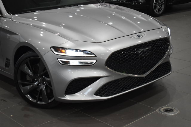 Used 2022 Genesis G70 3.3T w/ Sport Advanced Package image 3