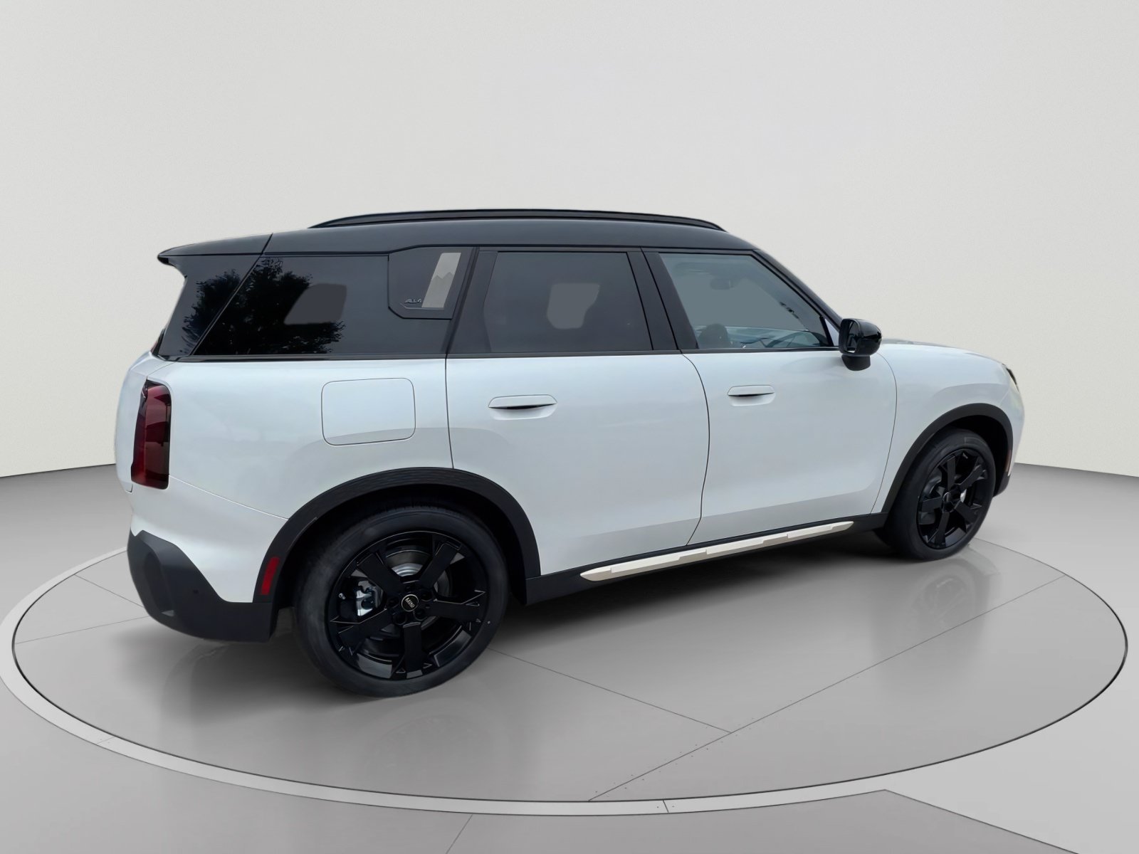 Used 2025 MINI Cooper Countryman SE w/ Comfort Package Max AWD/4WD image 9
