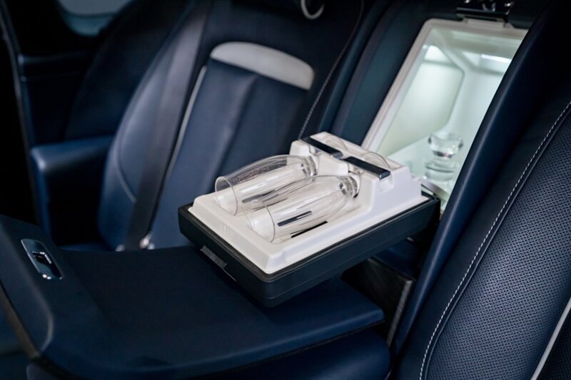 Used 2020 Rolls-Royce Cullinan AWD/4WD image 31