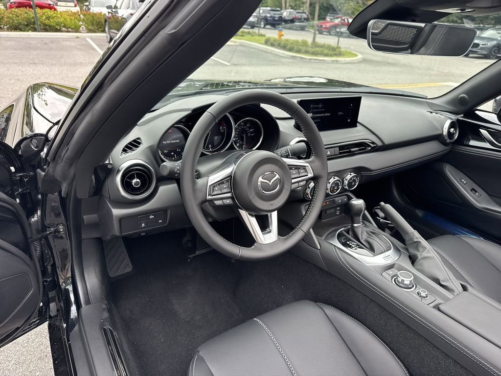 New 2026 MAZDA MX-5 Miata Grand Touring RWD image 18
