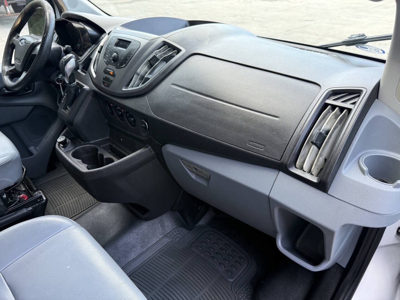 Used 2019 Ford Transit 250 148 Low Roof RWD image 20