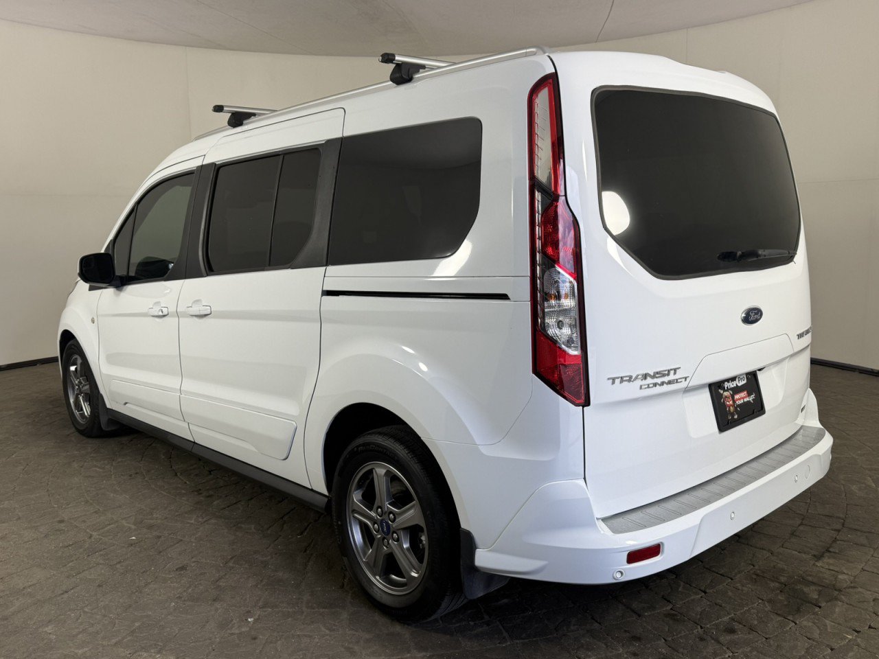 Used 2023 Ford Transit Connect Titanium FWD image 5