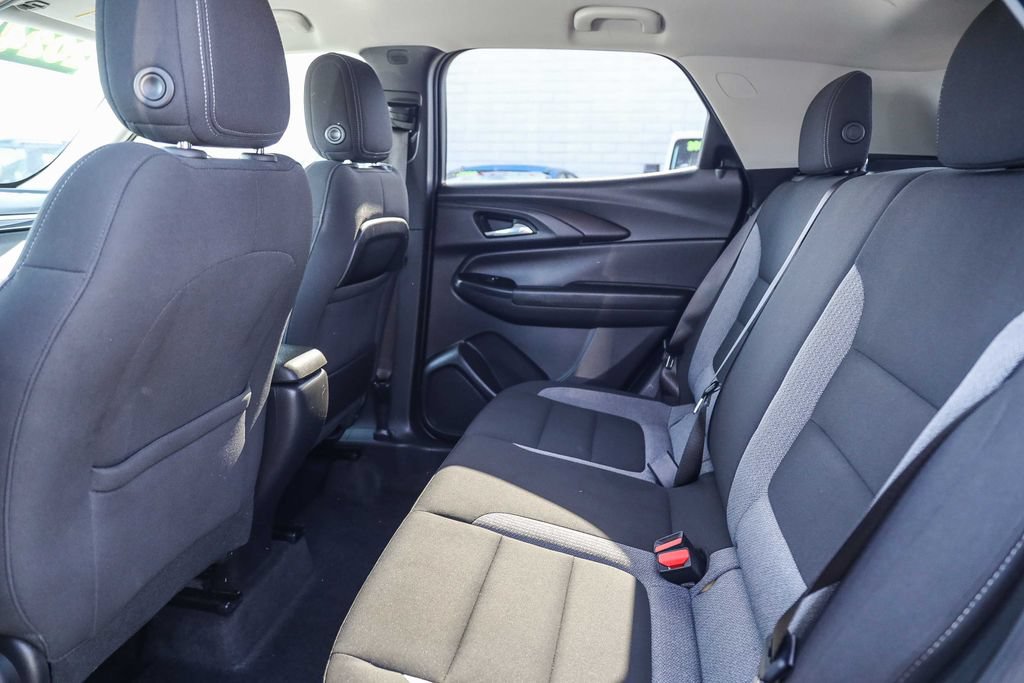 Used 2024 Chevrolet TrailBlazer LT FWD image 16