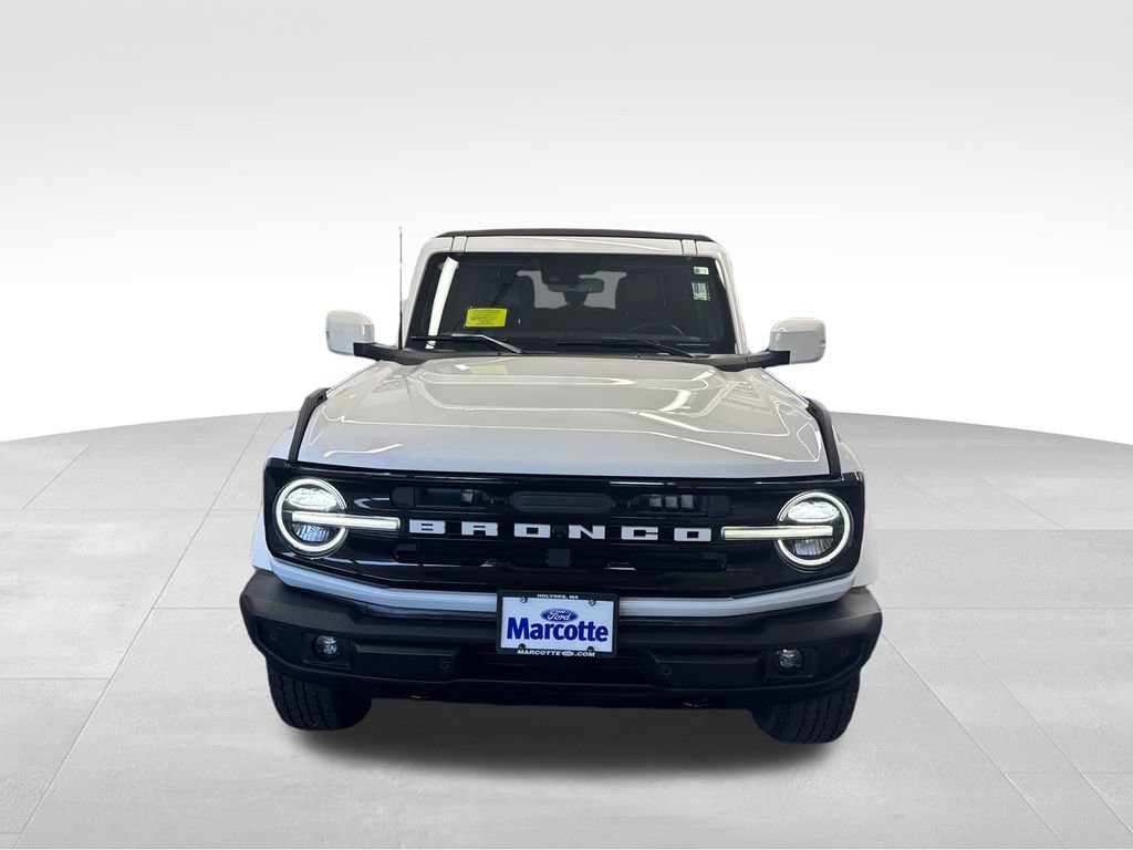 Used 2024 Ford Bronco Outer Banks AWD/4WD image 8