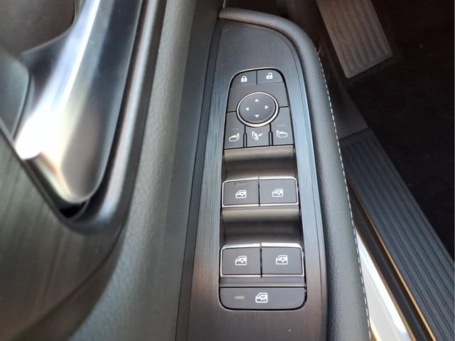 New 2026 Nissan Armada SL w/ Captain's Chari Seat Package AWD/4WD image 15