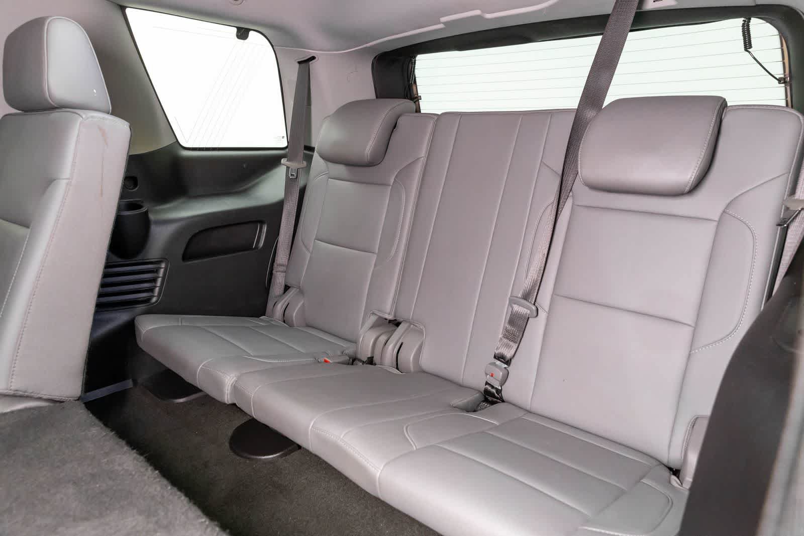 Used 2018 Chevrolet Tahoe LT w/ LT Signature Package AWD/4WD image 15