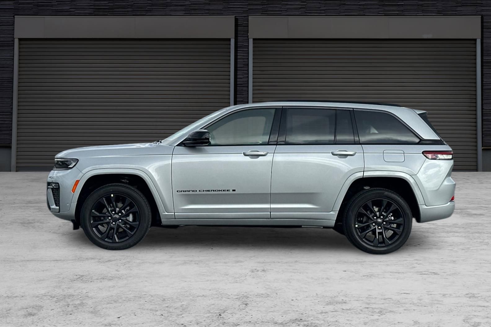 New 2026 Jeep Grand Cherokee Limited image 7