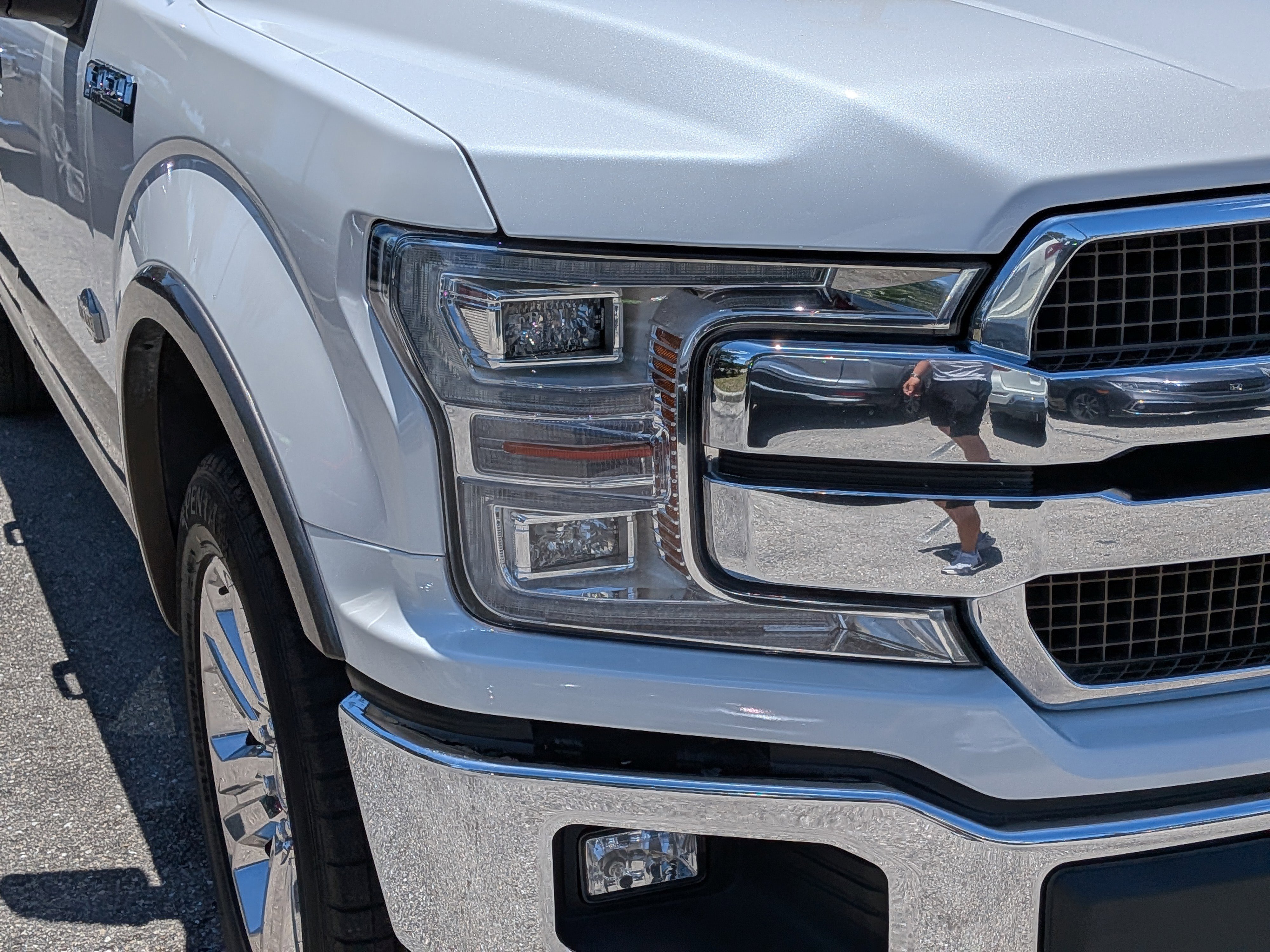 Used 2019 Ford F150 King Ranch w/ Equipment Group 601A Luxury AWD/4WD image 10