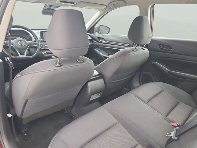 Used 2024 Nissan Altima 2.5 SV FWD image 15