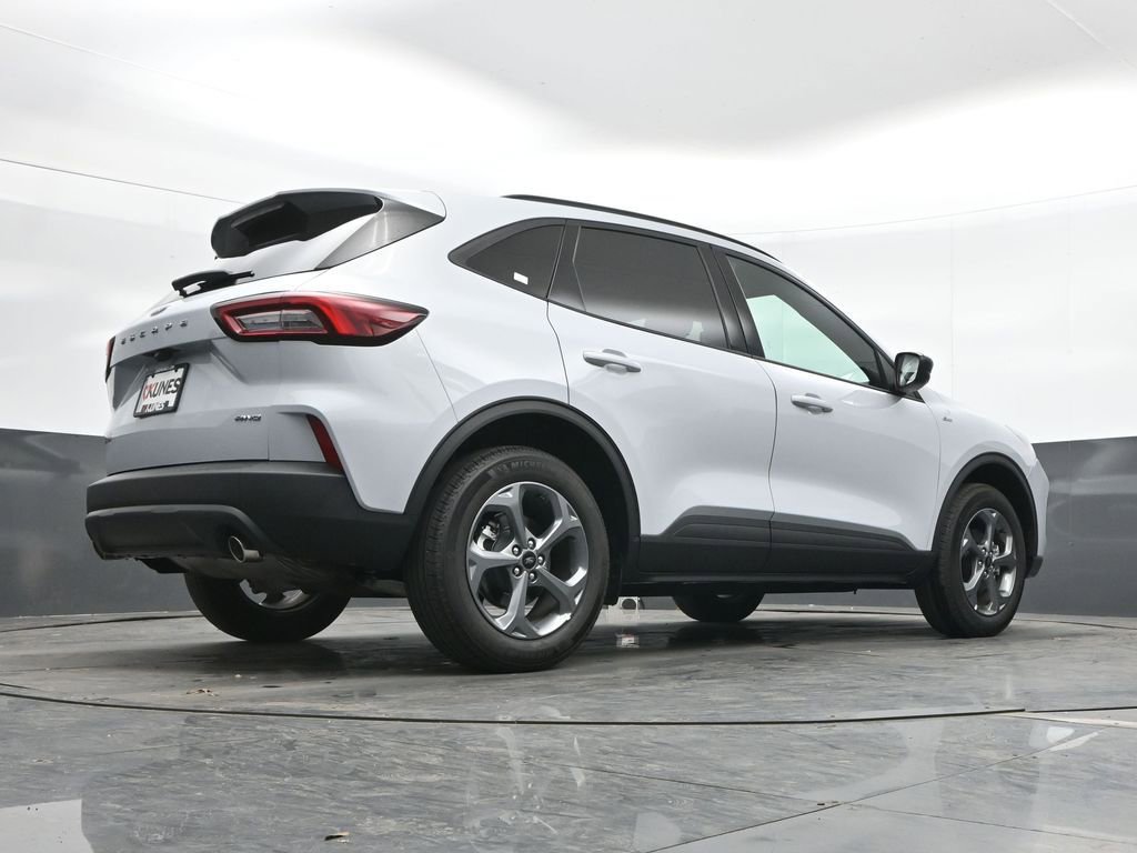 Used 2026 Ford Escape ST-Line image 44
