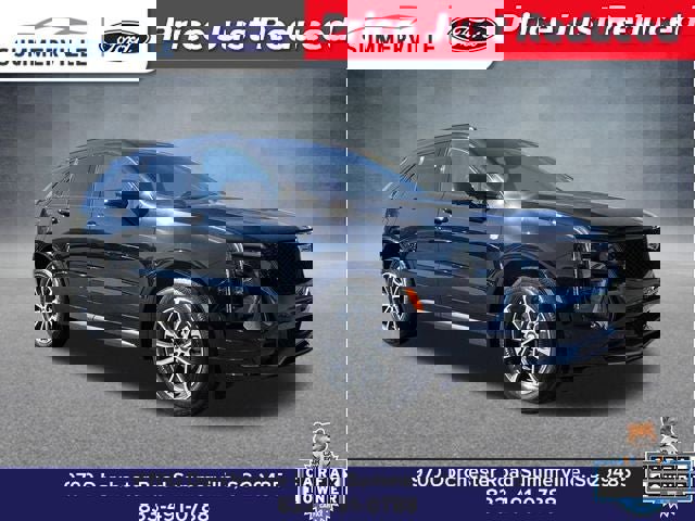 Used 2025 Cadillac XT4 Sport image 1