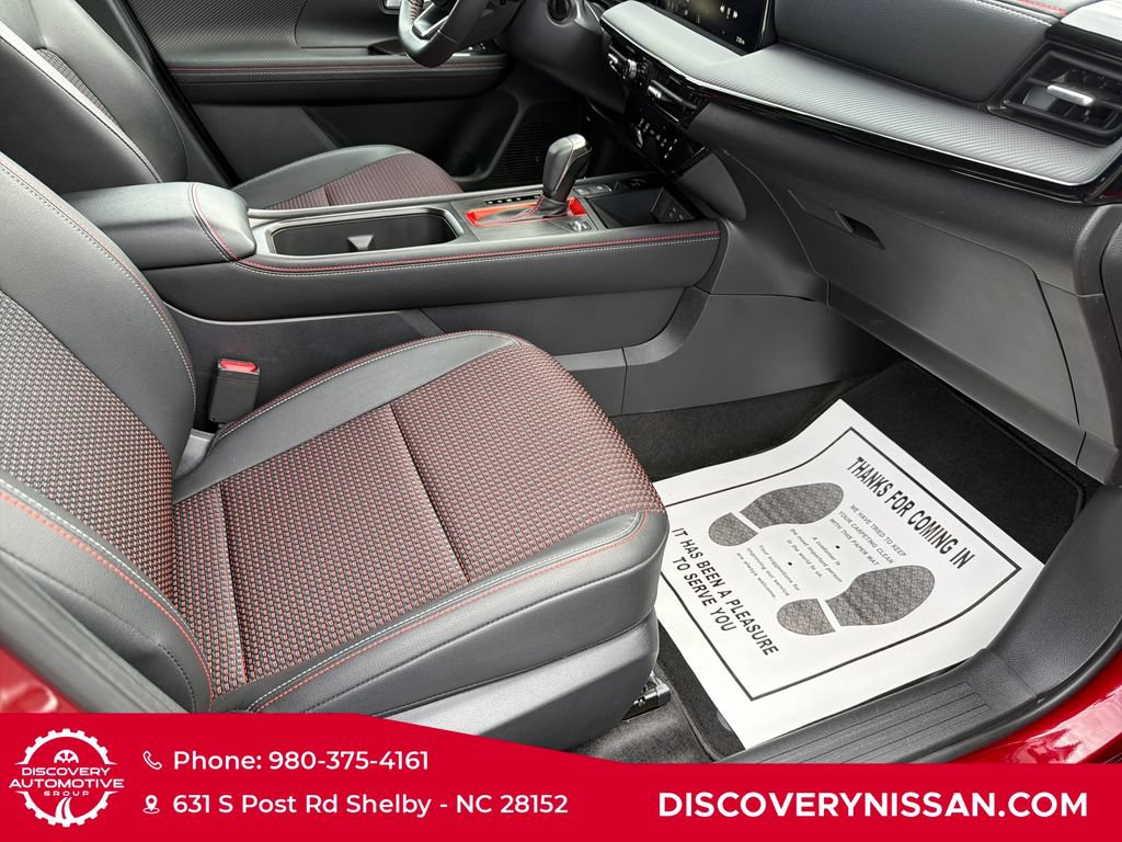 Certified 2026 Nissan Kicks SR FWD image 37