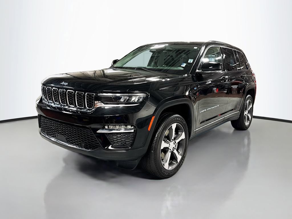 Used 2023 Jeep Grand Cherokee 4WD 4xe w/ Luxury Tech Group II image 1