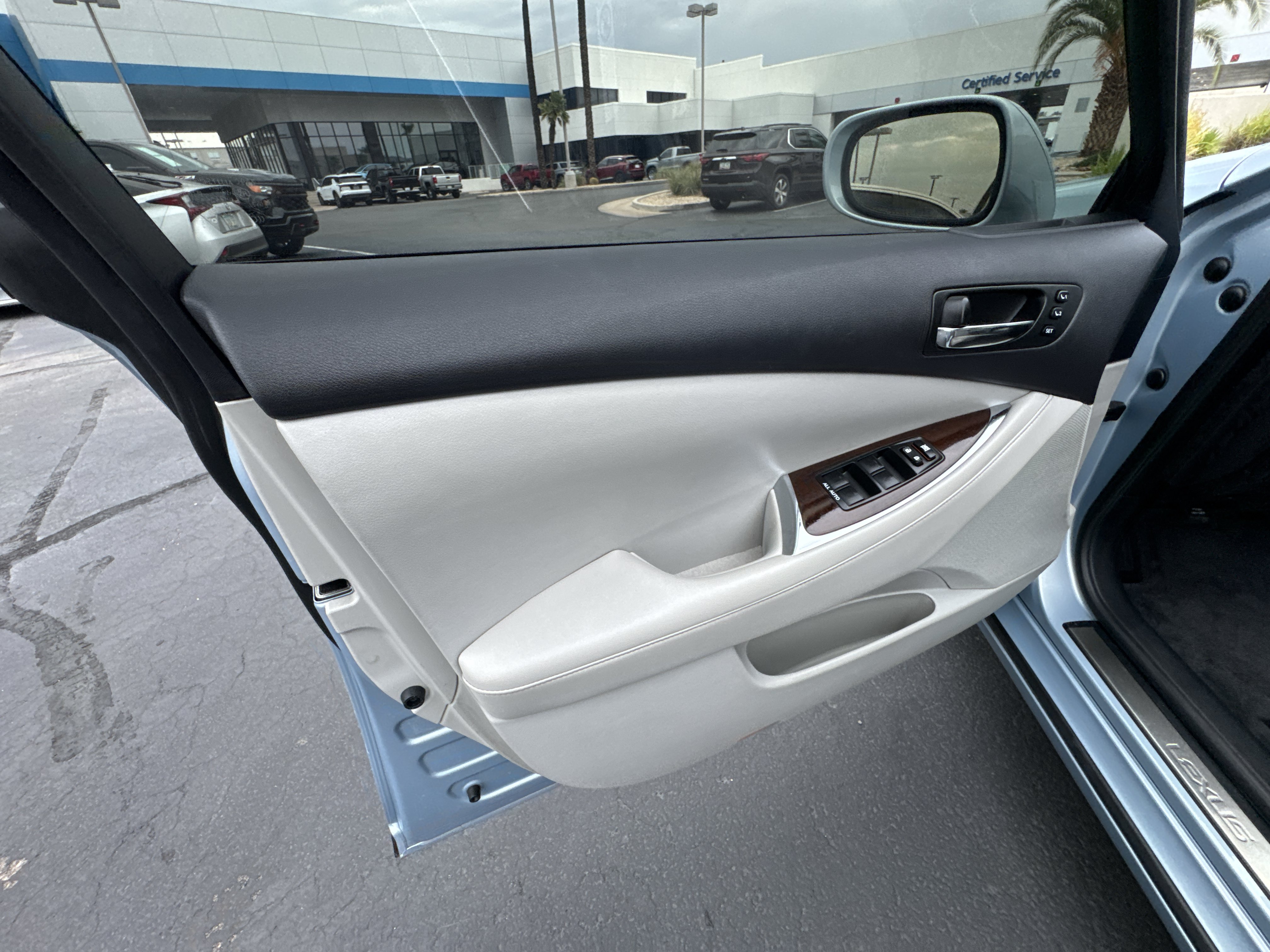 Used 2011 Lexus ES 350 FWD image 23