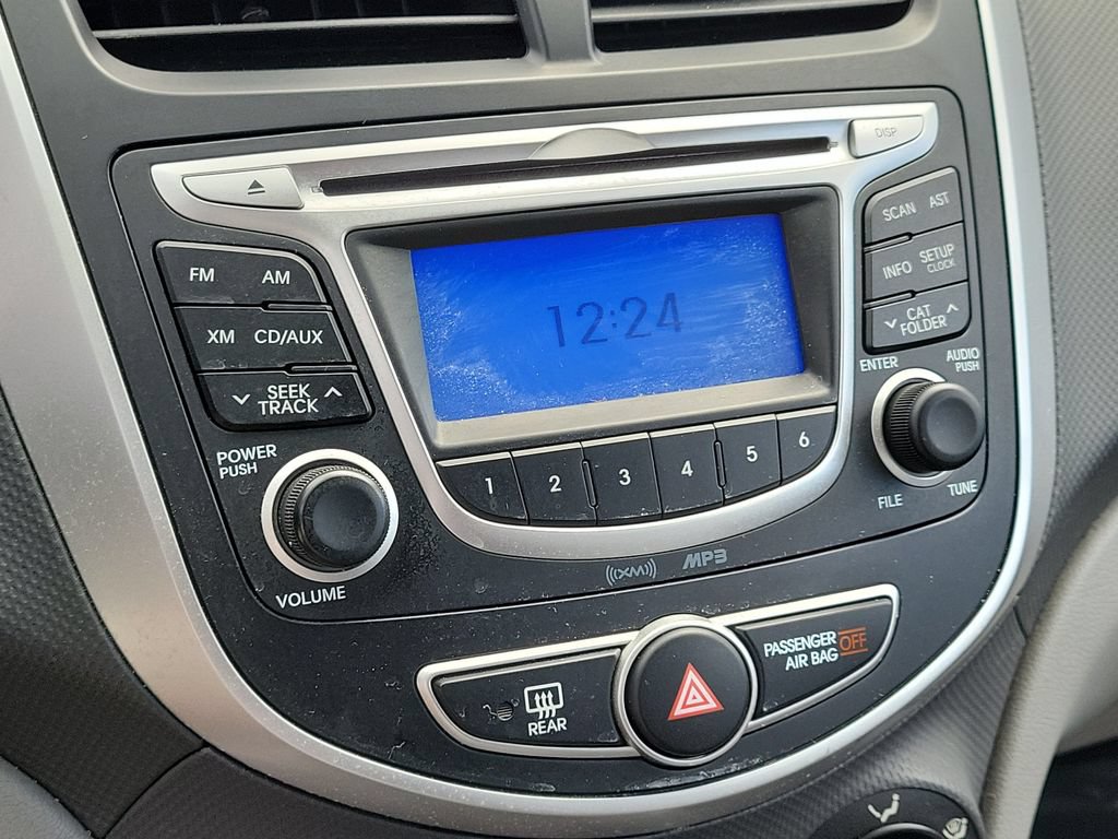 Used 2013 Hyundai Accent GS FWD image 19