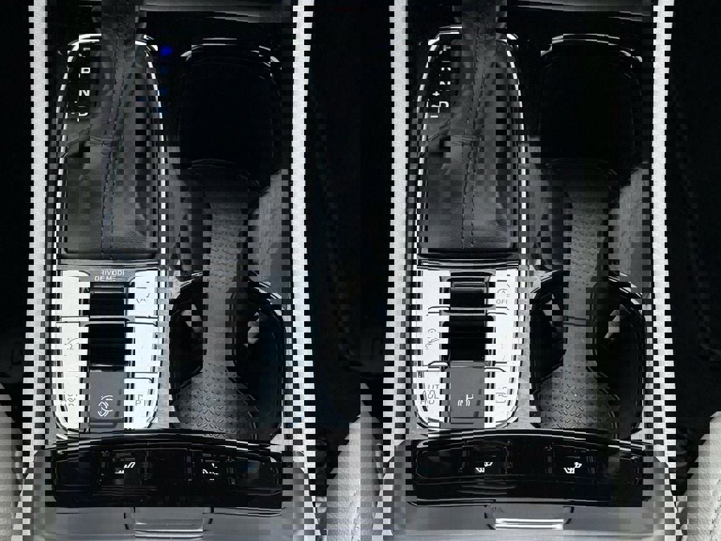 Used 2024 Hyundai Tucson SEL w/ Convenience Package image 27