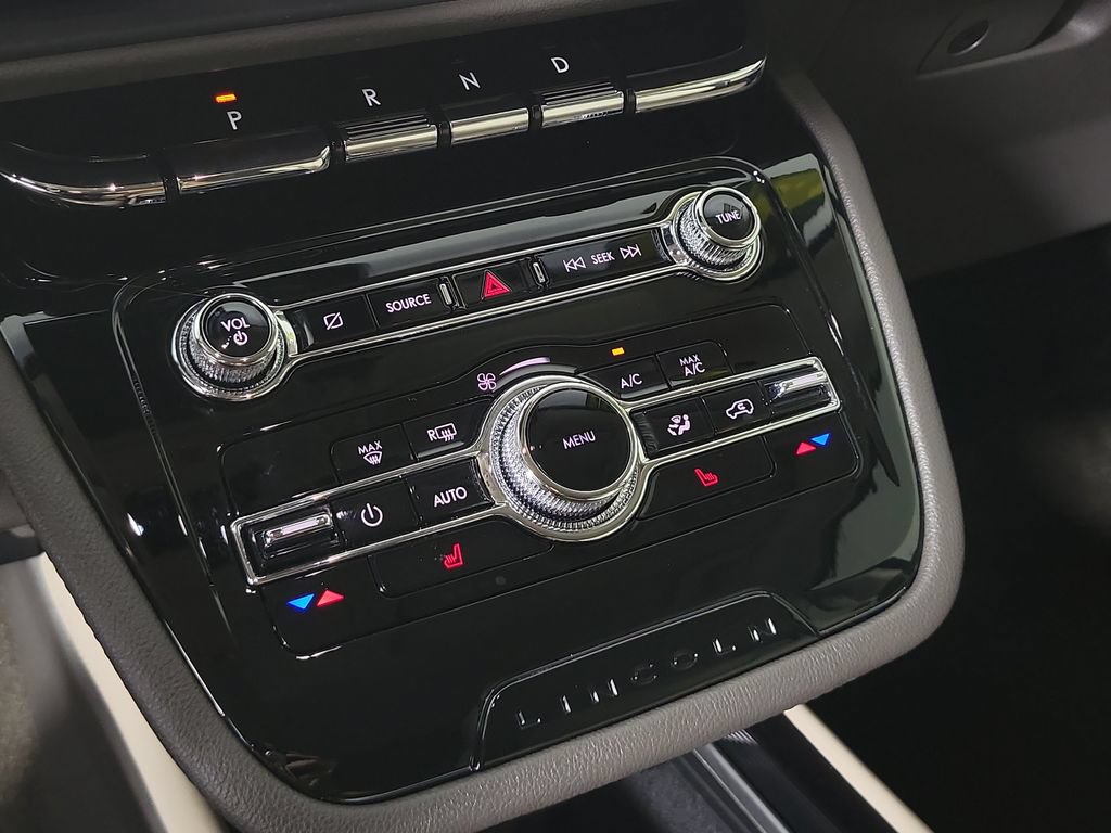 Certified 2021 Lincoln Corsair FWD w/ Convenience Package image 31