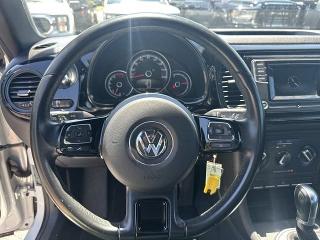 Used 2017 Volkswagen Beetle 1.8T S FWD image 20