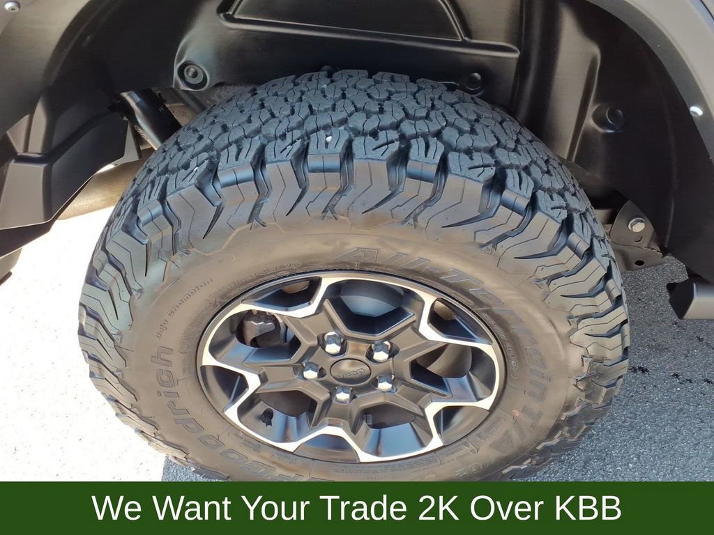 Used 2023 Jeep Wrangler Rubicon AWD/4WD image 23
