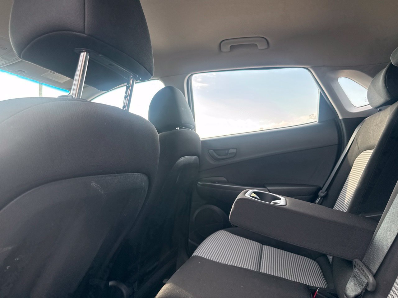 Used 2022 Hyundai Kona SE FWD image 39