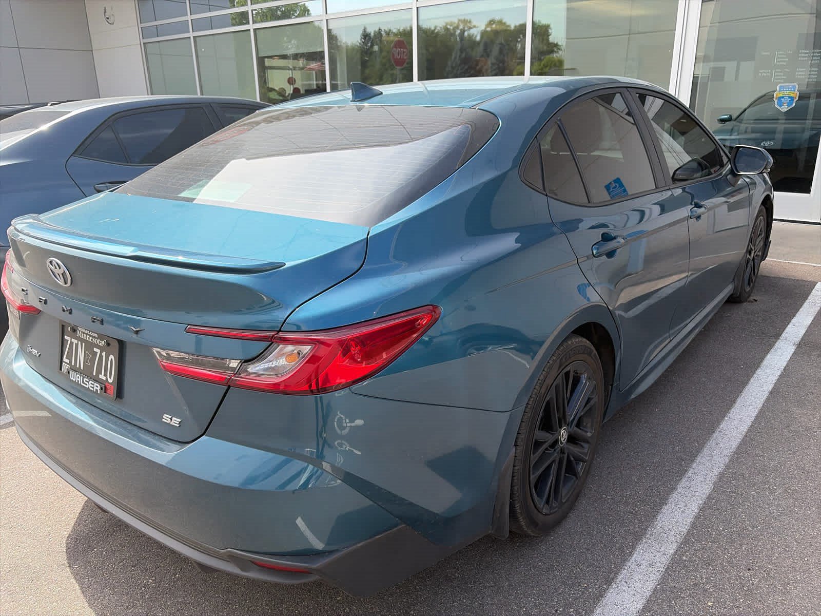 Used 2026 Toyota Camry SE w/ Convenience Package FWD image 6